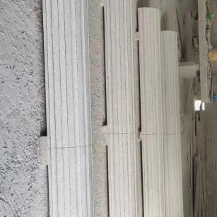 苏州 花岗岩厂家带你看白麻花岗岩门楼大柱柱皮