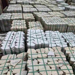 苏州 黄金麻白麻花岗岩荔枝面地铺石(冰裂纹)