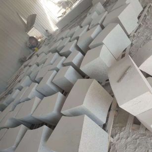 苏州 白麻花岗岩异形坐凳