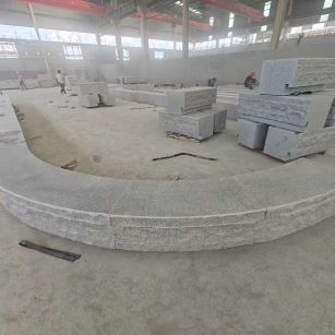 苏州 芝麻白异形坐凳，自然面光面弧形加工