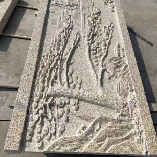 苏州 黄金麻雕刻板浮雕迎客松