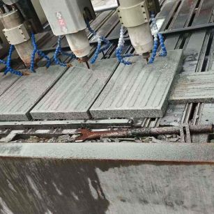 苏州 芝麻白花岗岩荔枝面盲道雕刻