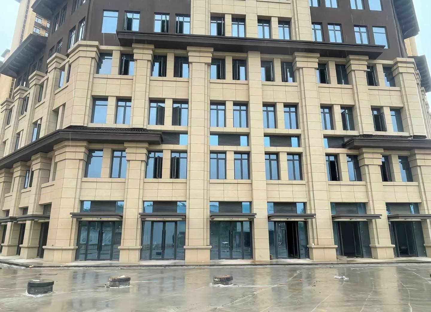 苏州 黄金麻花岗岩荔枝面小区外墙干挂