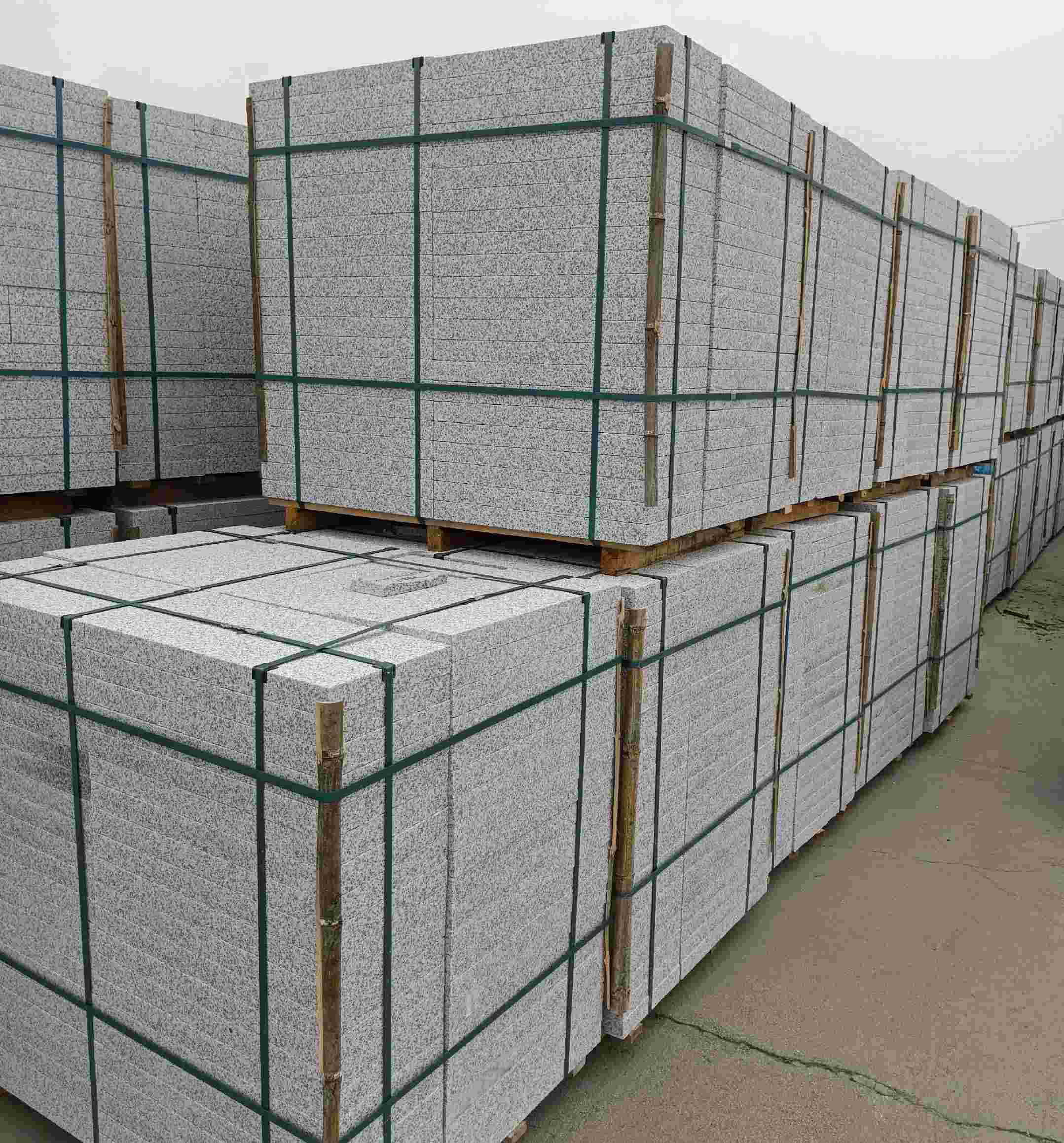 苏州 白麻花岗岩石材荔枝面地铺石（300*600*50）