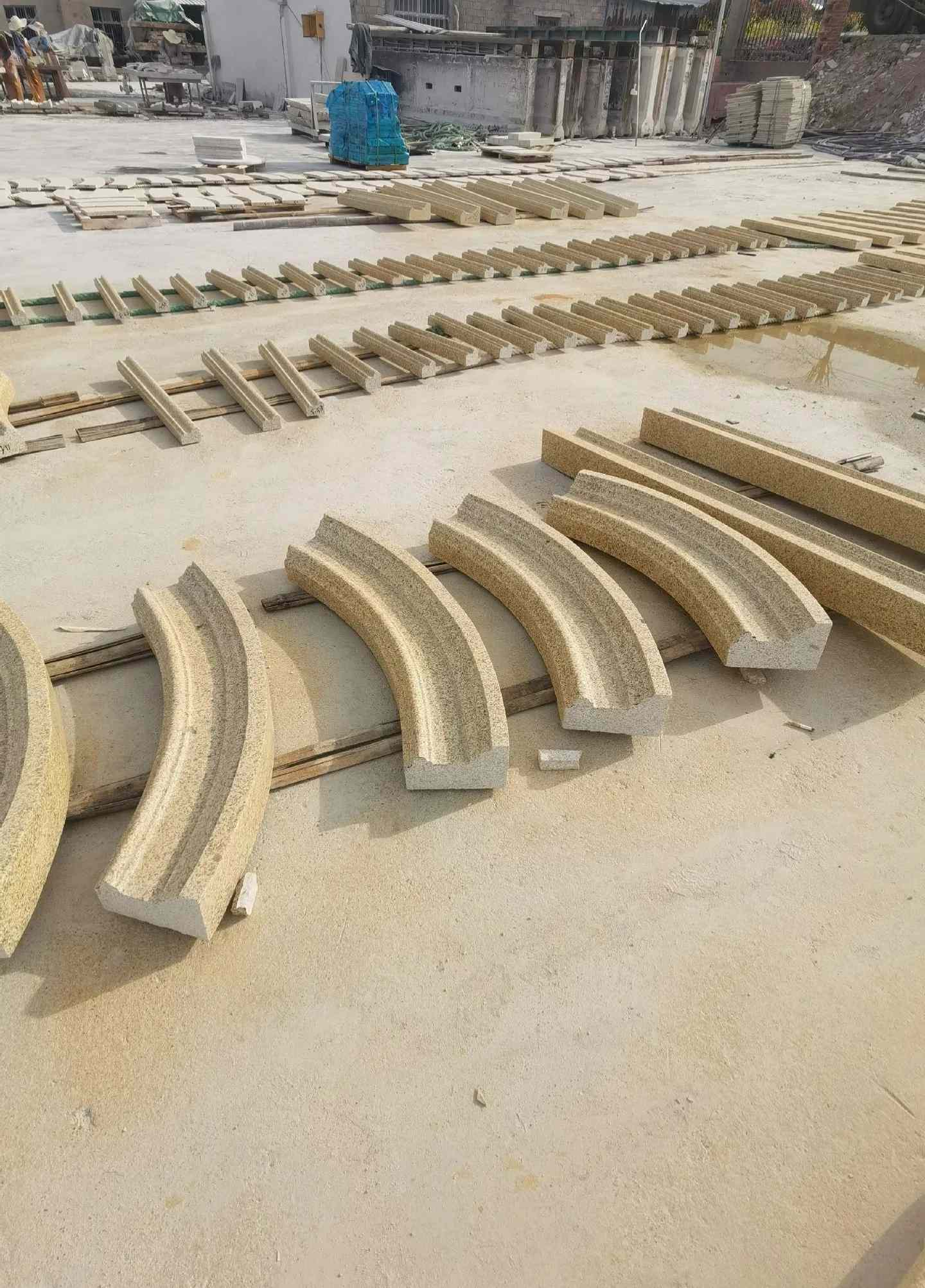 苏州 黄金麻花岗岩别墅线条