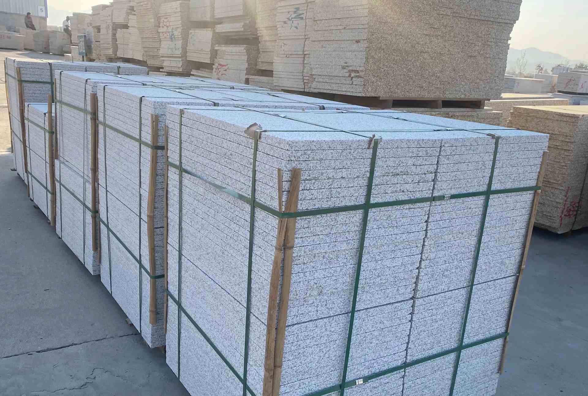 苏州 白麻花岗岩荔枝面地铺石