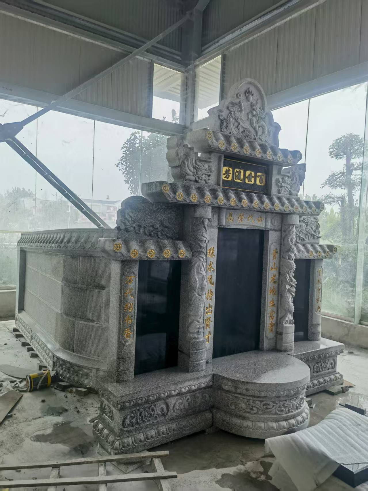 苏州 芝麻白墓碑效果展示图