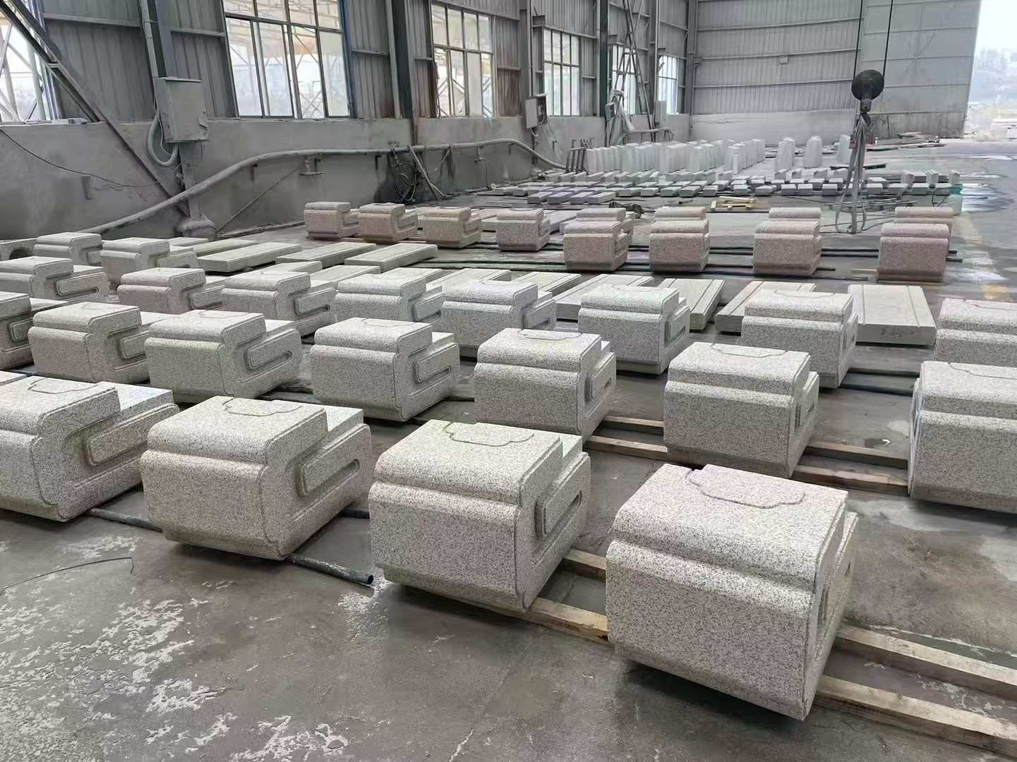 苏州 白麻花岗岩异形加工-石凳，坐凳