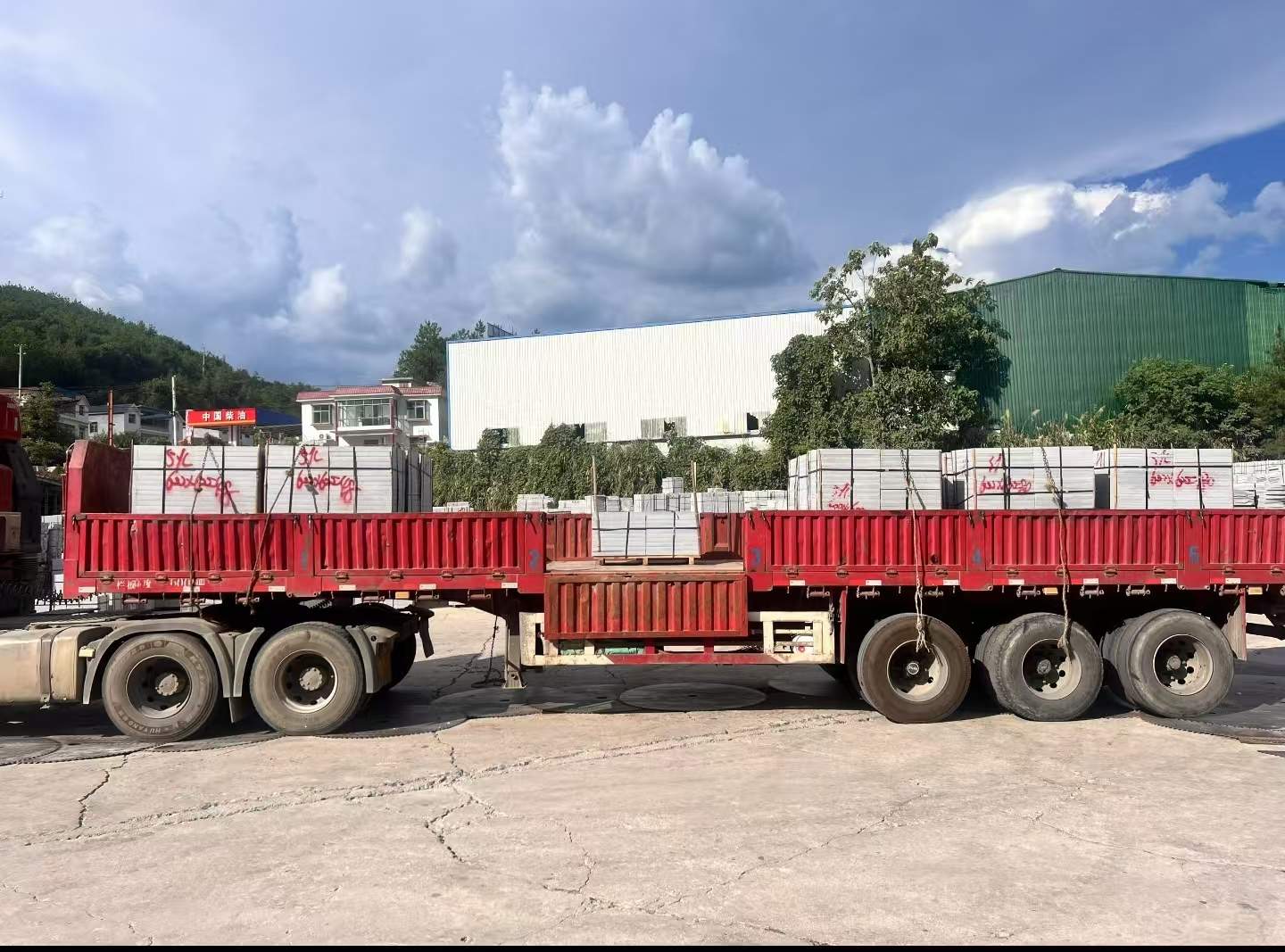 苏州 芝麻灰花岗岩地铺石出货日常