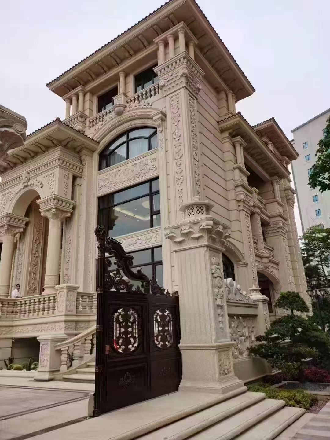 苏州 黄金麻花岗岩别墅外墙干挂效果展示