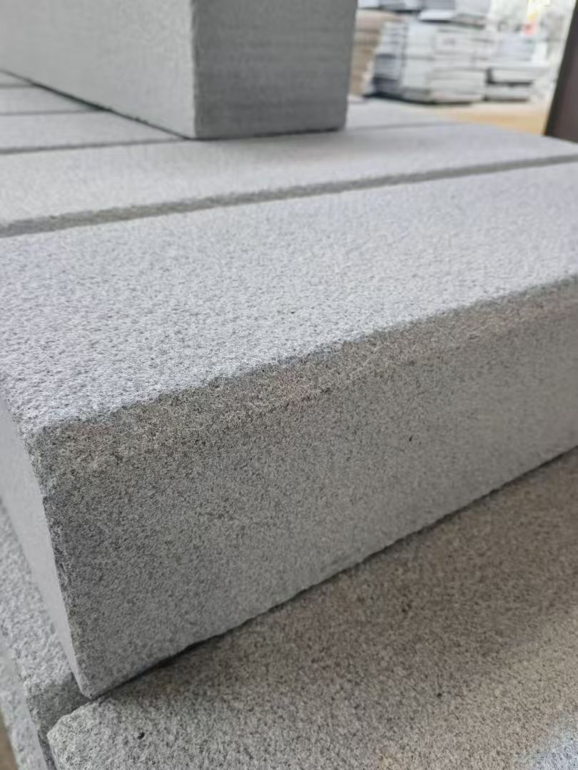 苏州 芝麻灰荔枝面路沿石